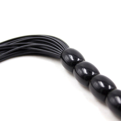 Ohmama - Fetish Ribbed Silicone Handle Flogger 22 Cm