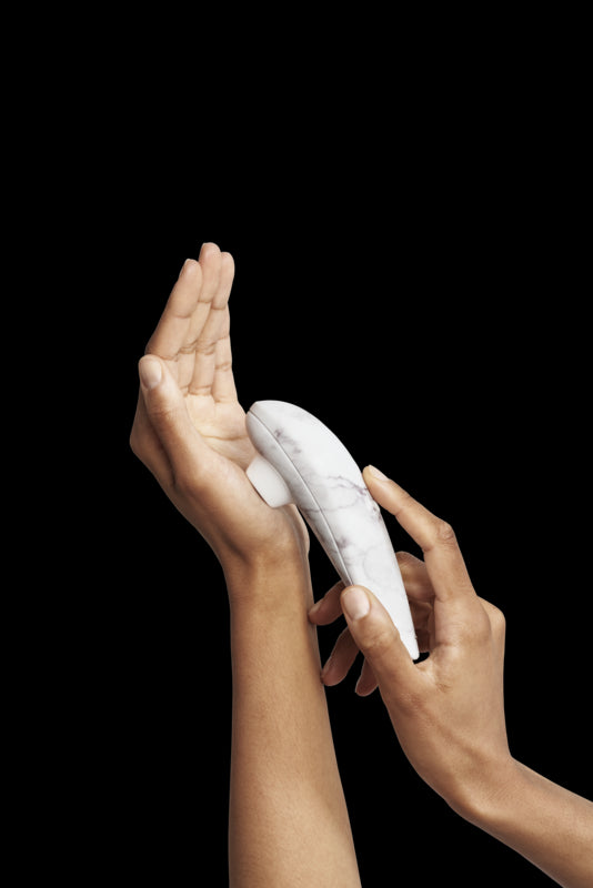 Womanizer - Marilyn Monroe White Marble