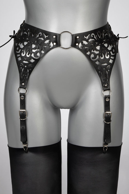 Leather Garterbelt Lucy